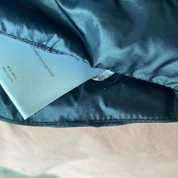 Peloton Puffer Jacket - Picture 6 of 9